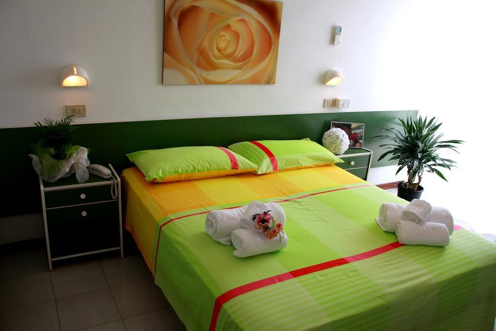 Hotel Astrid Cervia Chambre photo